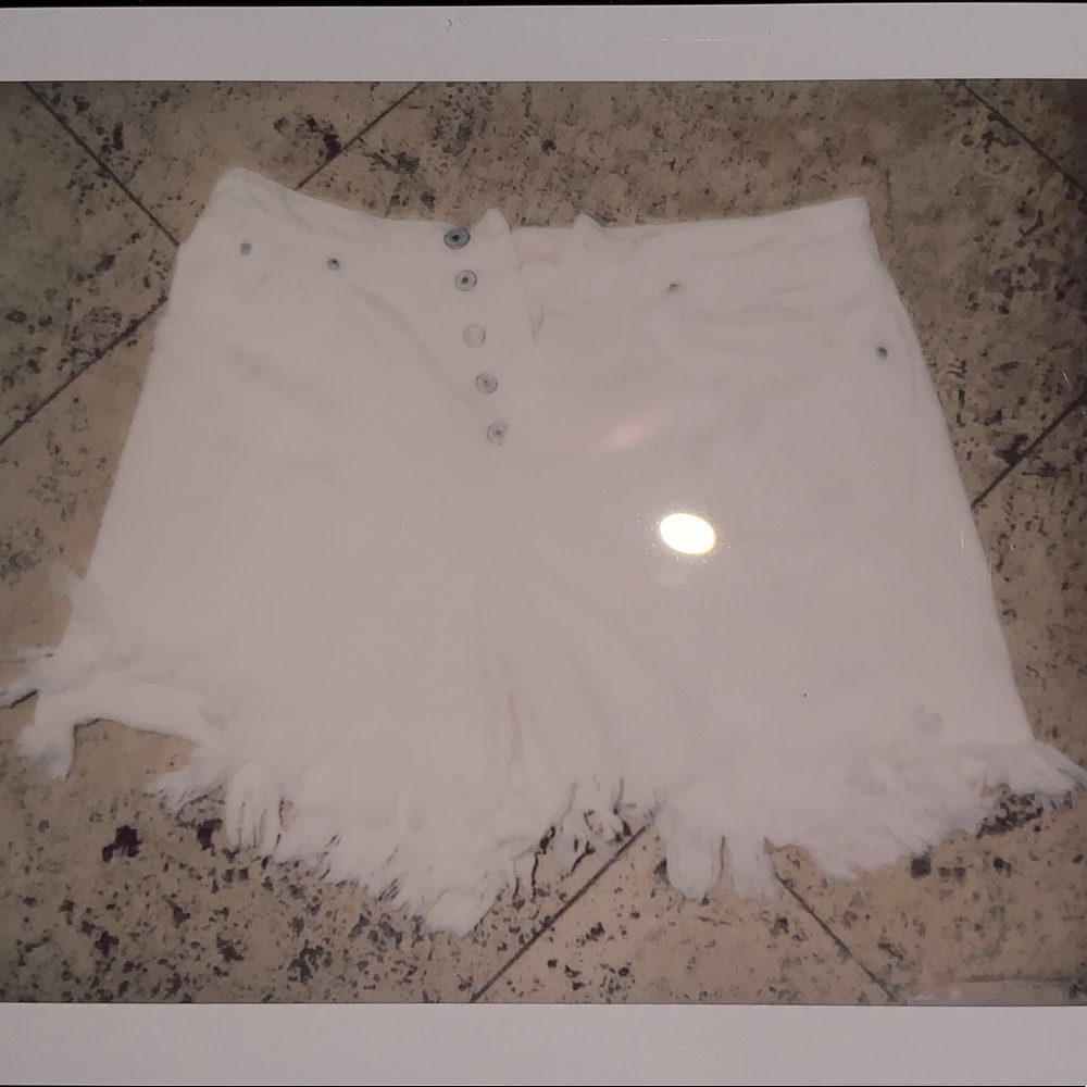 White Zara shorts